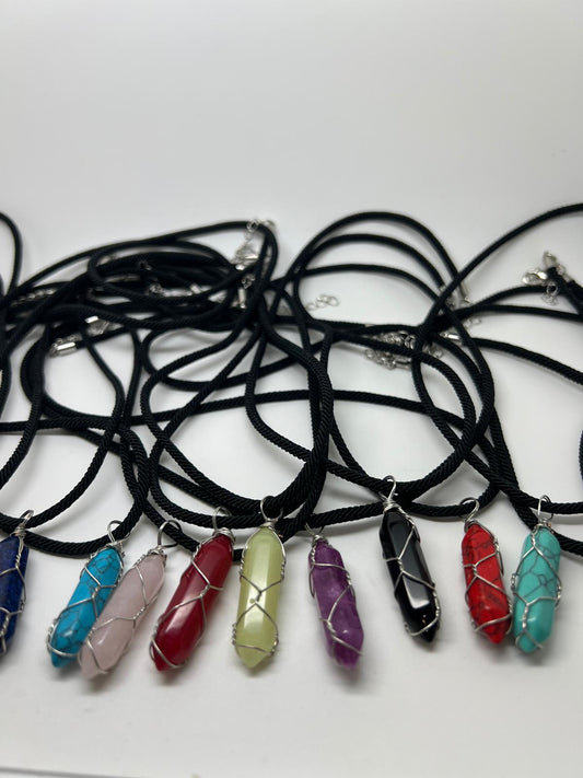 healing crystals wired shape pendant necklace Mixed Gemstone Crystal Charms wholesale