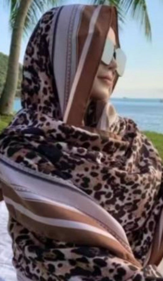 Wholesale Beach Cover Sarong Stylish and Versatile Luxurious Beach Cover 48