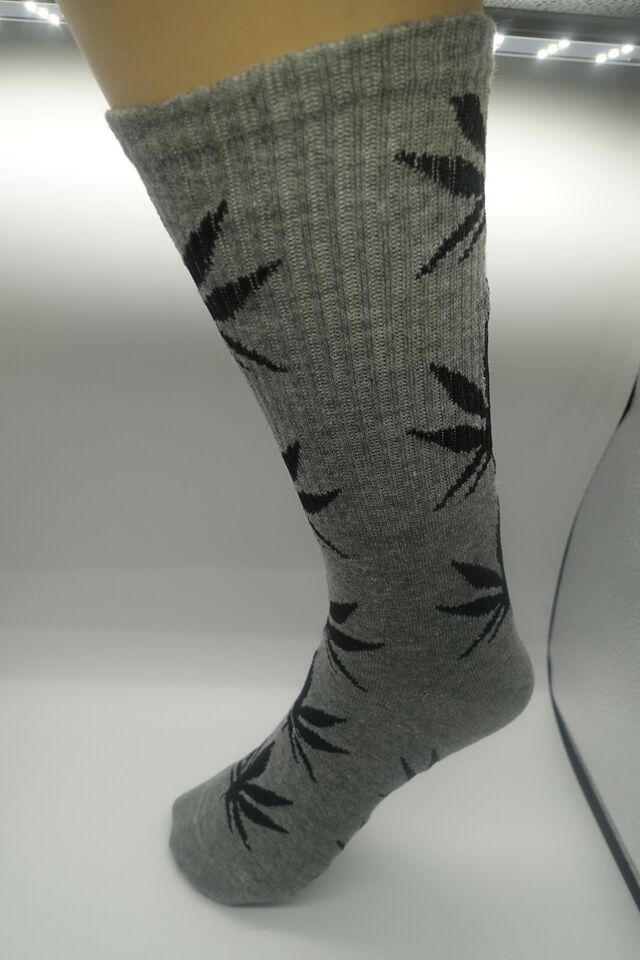 Gray Socks unisex multicolor Black leaf