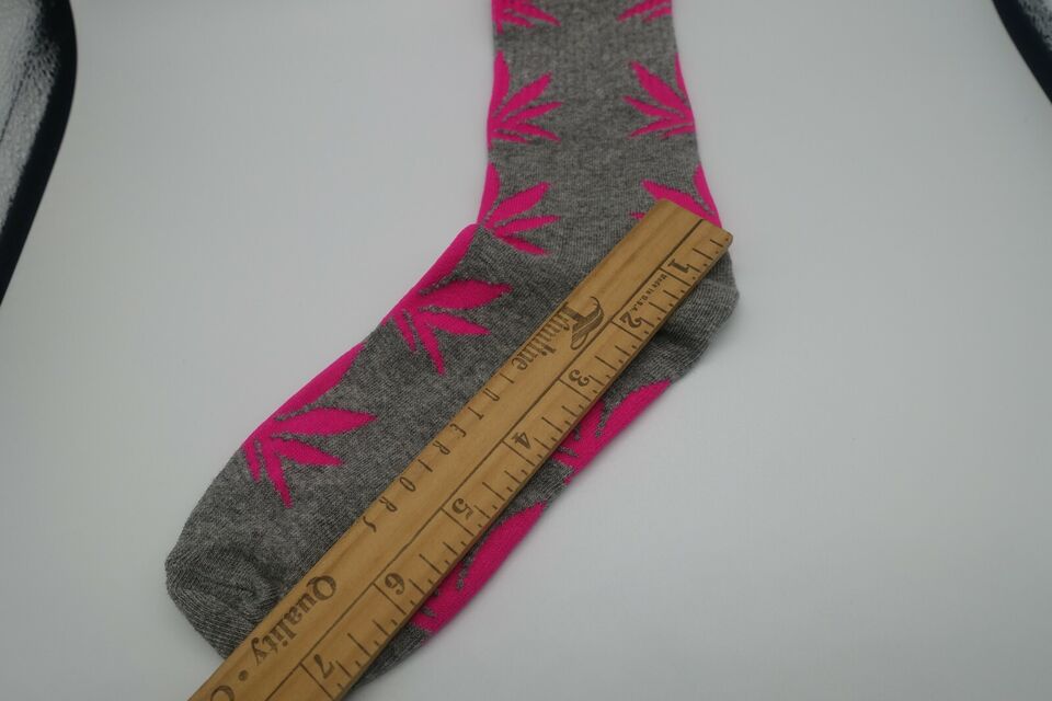 Grey Socks unisex multicolor pink leaf