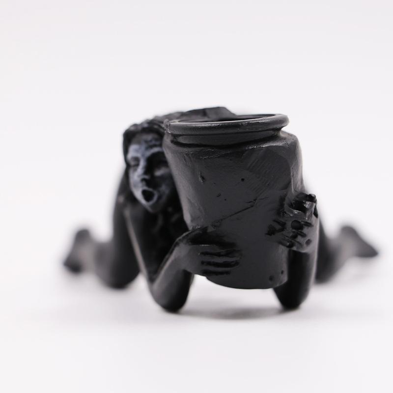 Resin doggystyle woman pipe